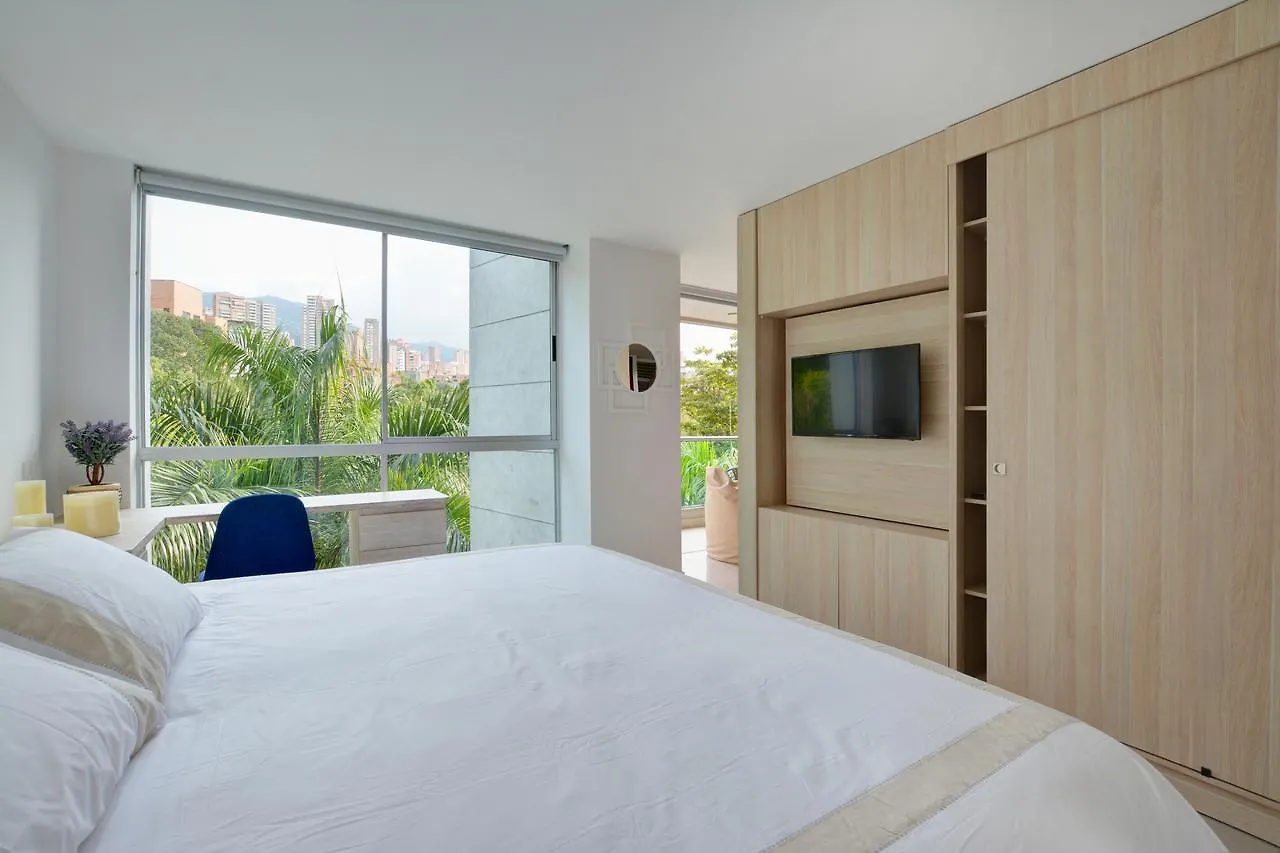 Blux Apartamentos Medellín 0*,