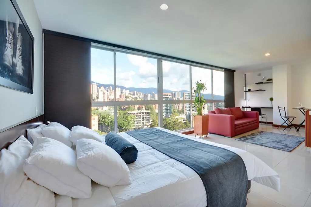 Blux Apartamentos Medellin 0*,