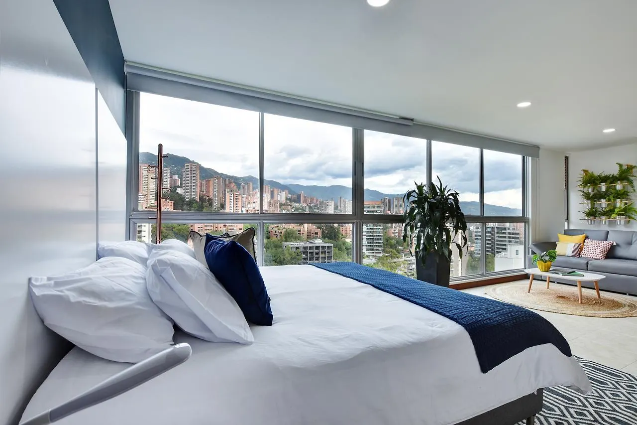 Blux Apartamentos Medellin 0*,